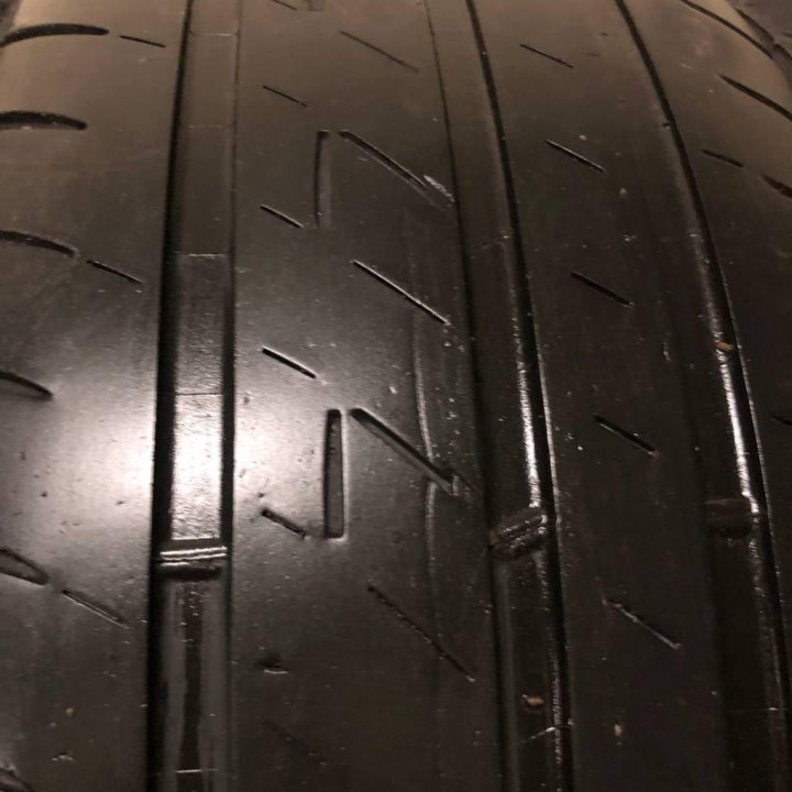 Шины Bridgestone 215/50R17; летние