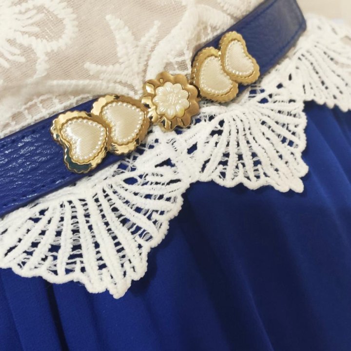 Платье вечернее