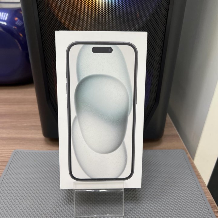 Apple iPhone 15 6/256GB. Гарантия. Новый.