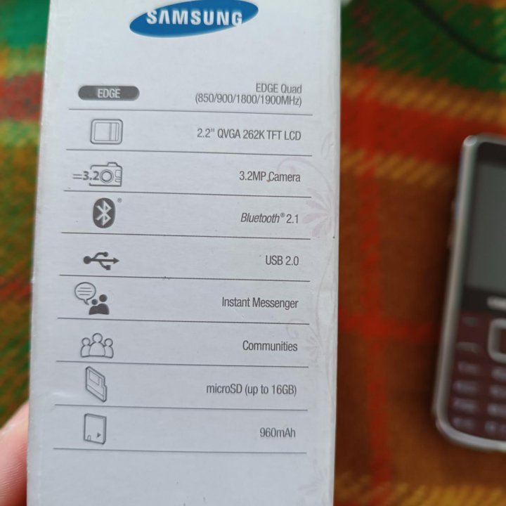 Телефон Samsung La Fleur GT-C3530