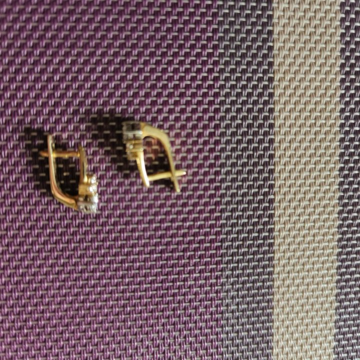 Серьги AU с бриллиантами