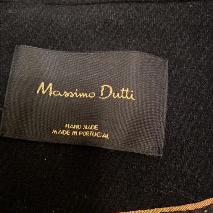 Пальто  женское Massimo Dutti