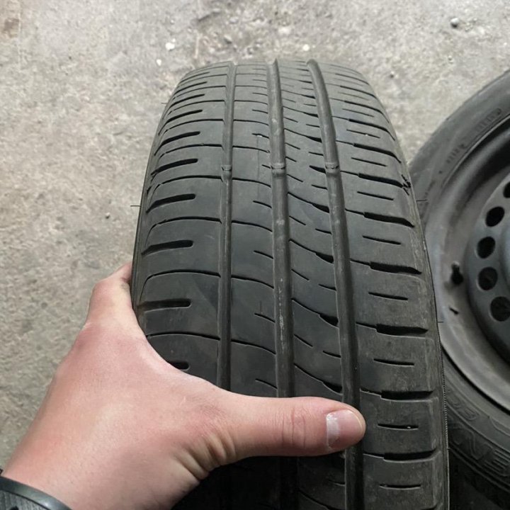 Летняя Резина Япония Dunlop б/п 175/65/15