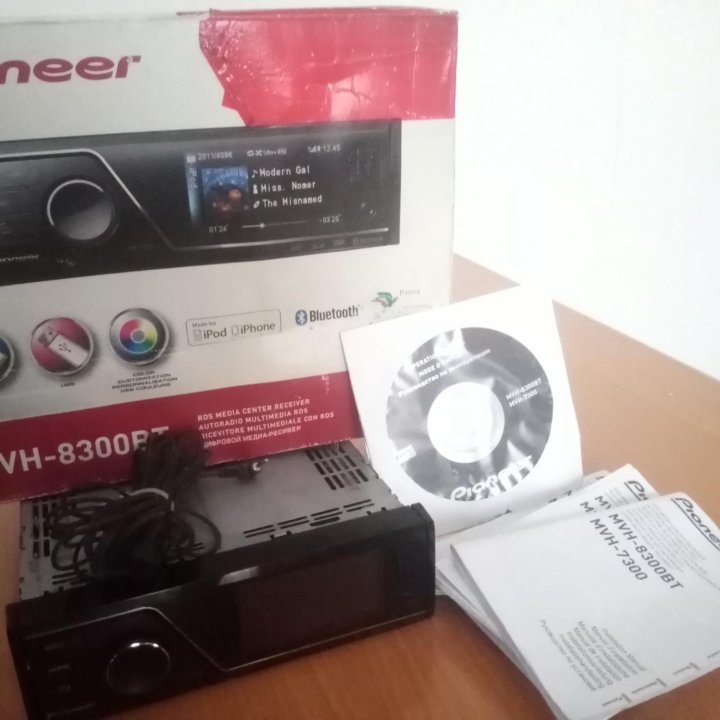 Pioneer mvh 8300bt