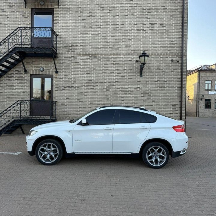 BMW X6, 2012