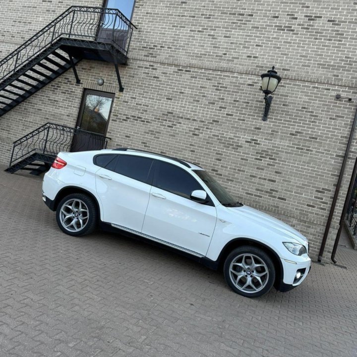 BMW X6, 2012