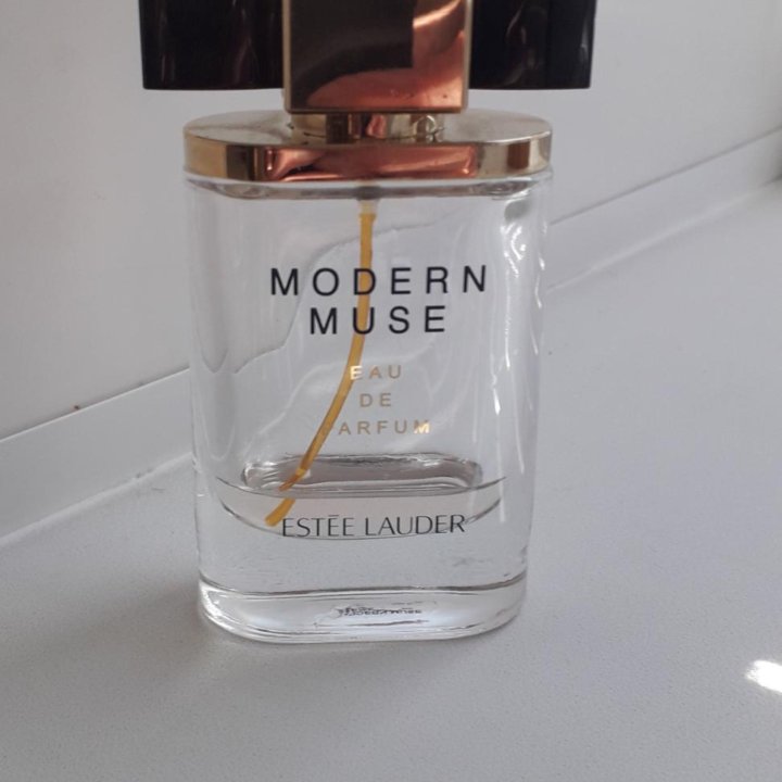 Парфюмерная вода Estee Lauder Modern Muse