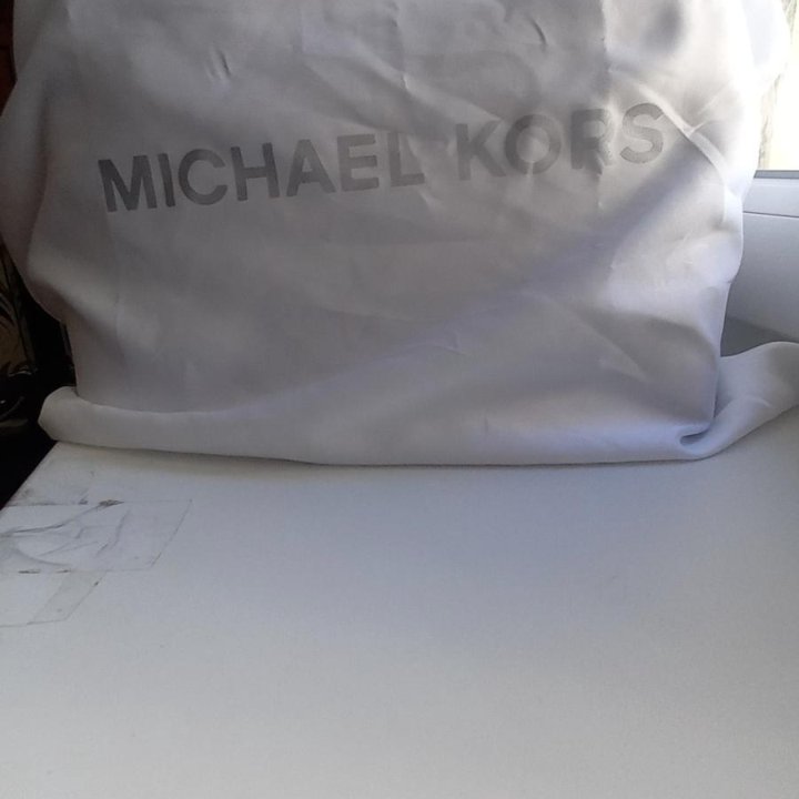 Сумка женская Michael Kors бордо.