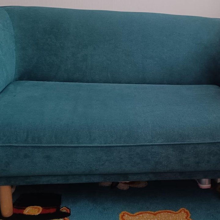 Диван Коренс