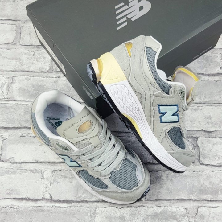 Женские кроссовки New Balance 2002R ✔️