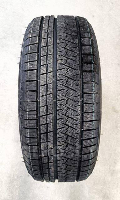 275/40R19 Triangle PL02