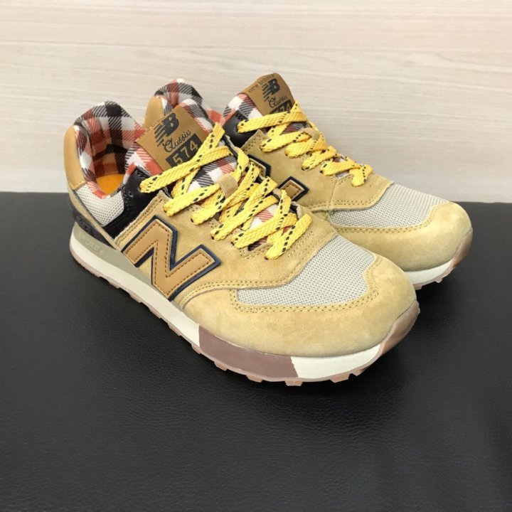 Кроссовки New Balance 574 желтые летние