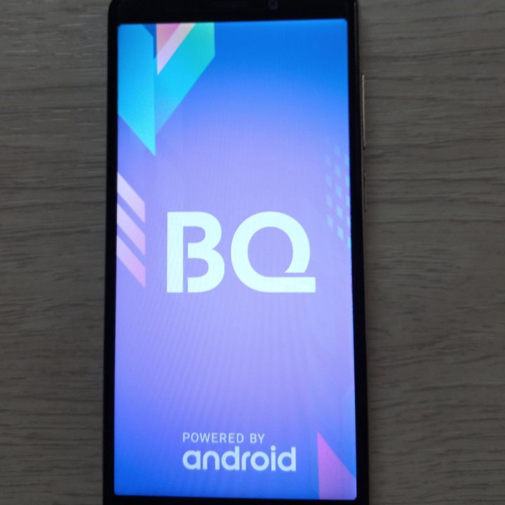 Продам телефон BQ5500l