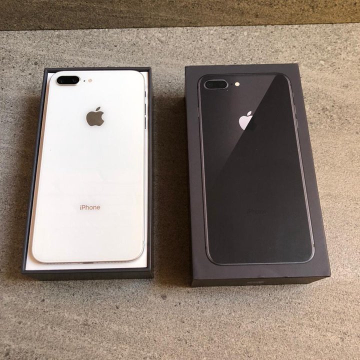 iPhone 8 Plus, 64 ГБ в квадратном корпусе.