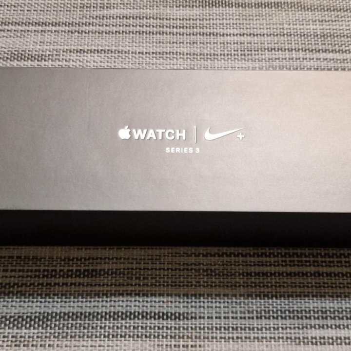 Apple Watch Series 3 Nike Edition 42 mm