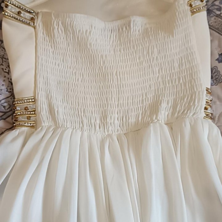 Платье вечернее