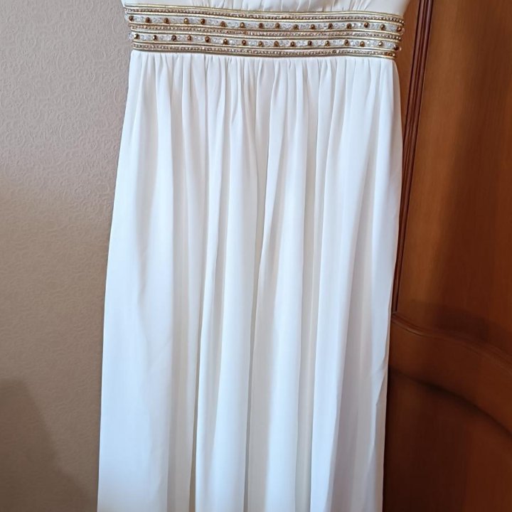 Платье вечернее