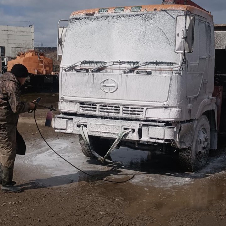 Выездная мойка спецтехники прицепы фосадов итд