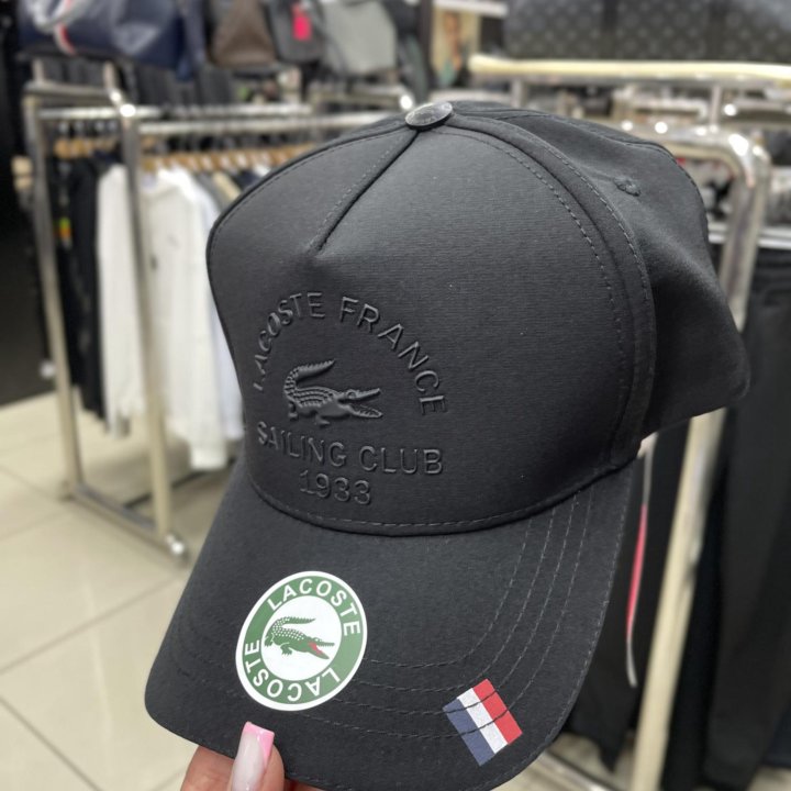 Бейсболки Lacoste