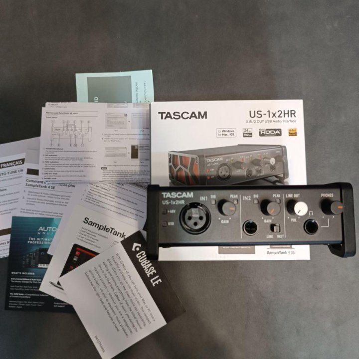 Внешняя звуковая карта Tascam US-1x2HR usb