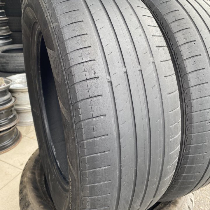 235/60 R18 Nexen NPriz RH7