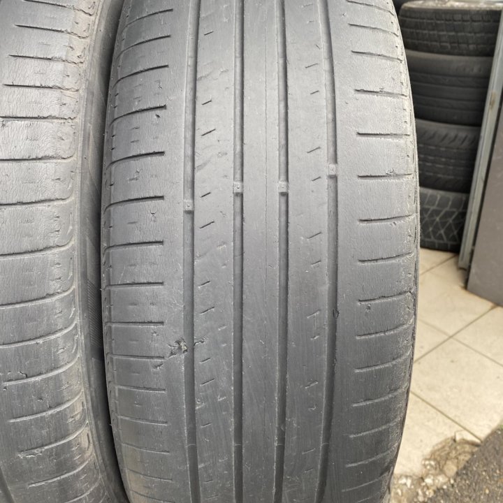 235/60 R18 Nexen NPriz RH7