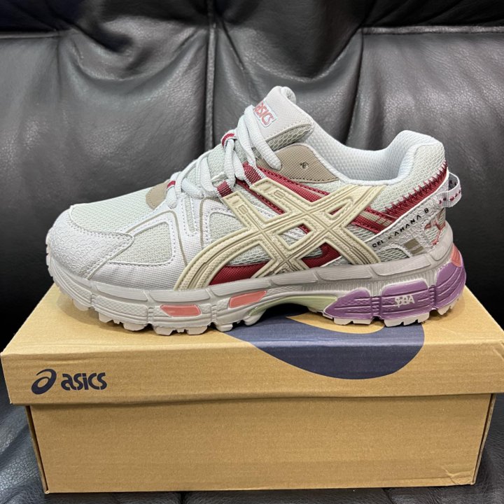 Кроссовки ASICS