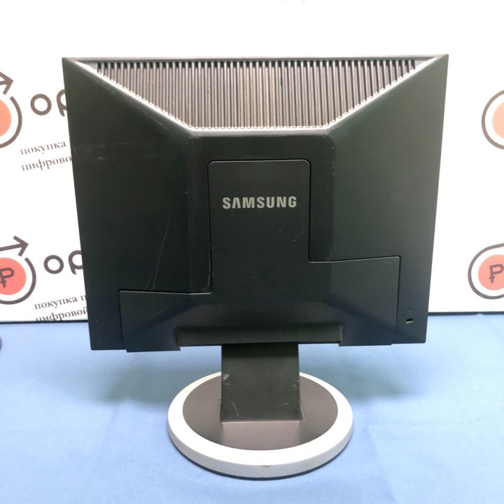 Монитор Samsung SyncMaster 740N 17 дюймов