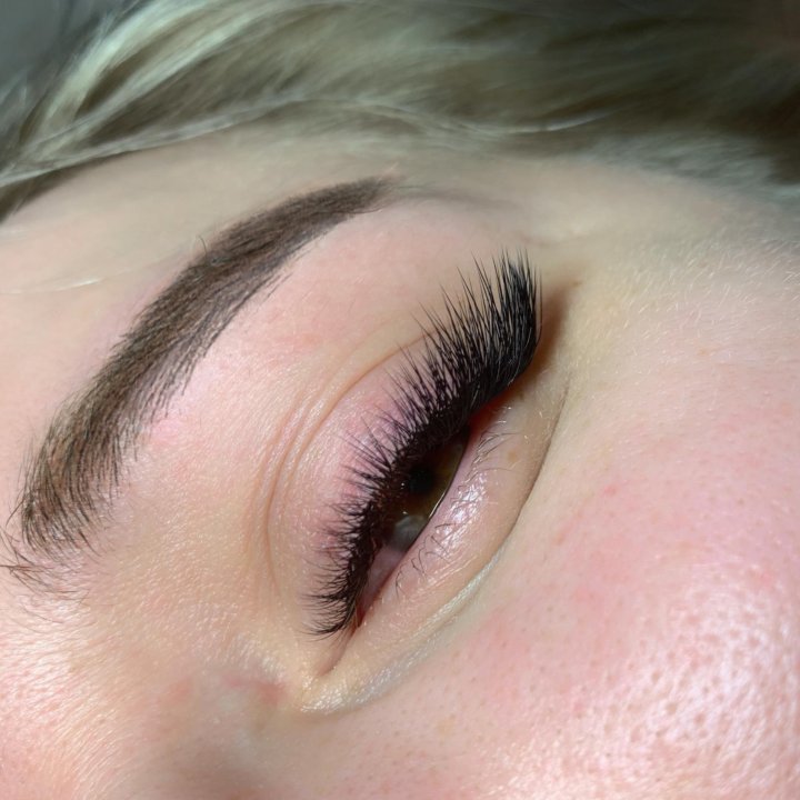 Наращивание ресниц