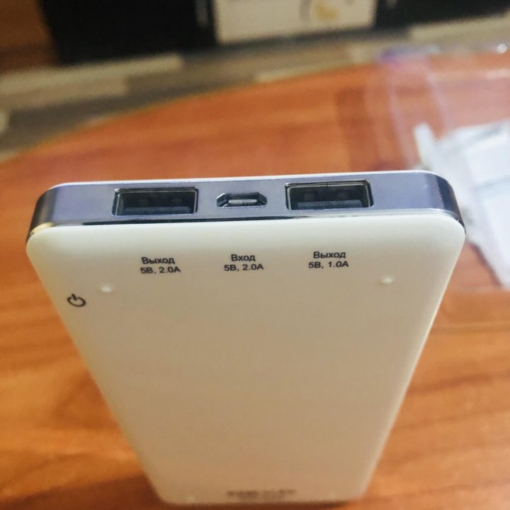 Павербанк аккумулятор 8000mAh DEXP HC WQ-2