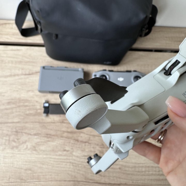 Продам дрон dji mini 2