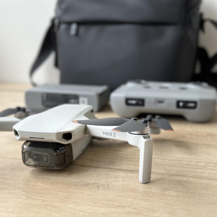 Продам дрон dji mini 2