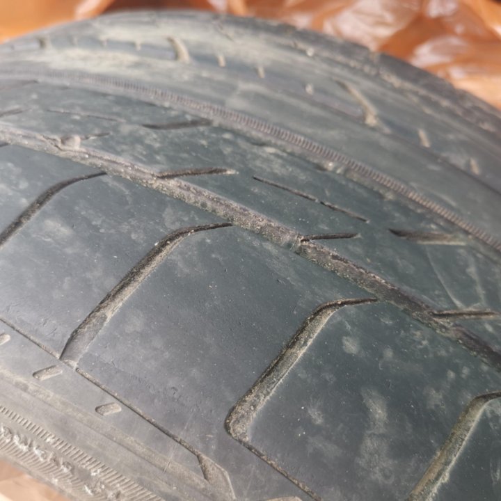 Шины летние Toyo 215/50 r17