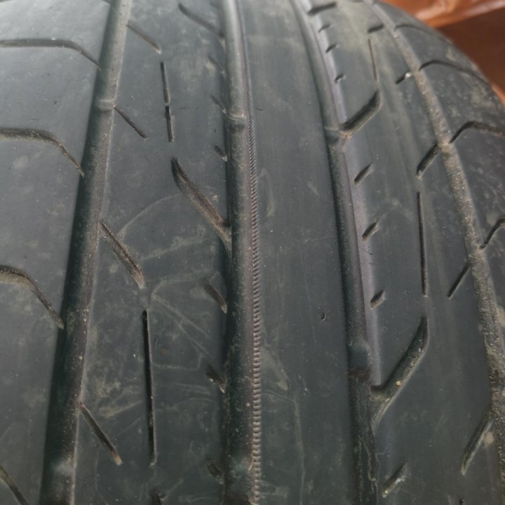 Шины летние Toyo 215/50 r17