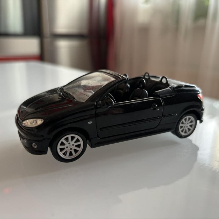 Модель Peugeot 206 cc, 1:43