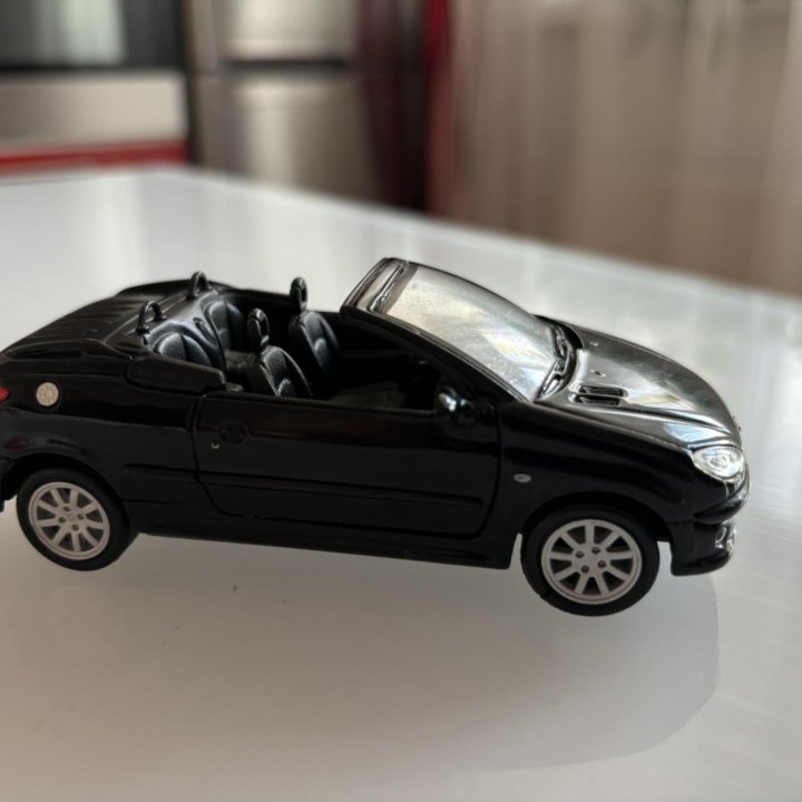 Модель Peugeot 206 cc, 1:43