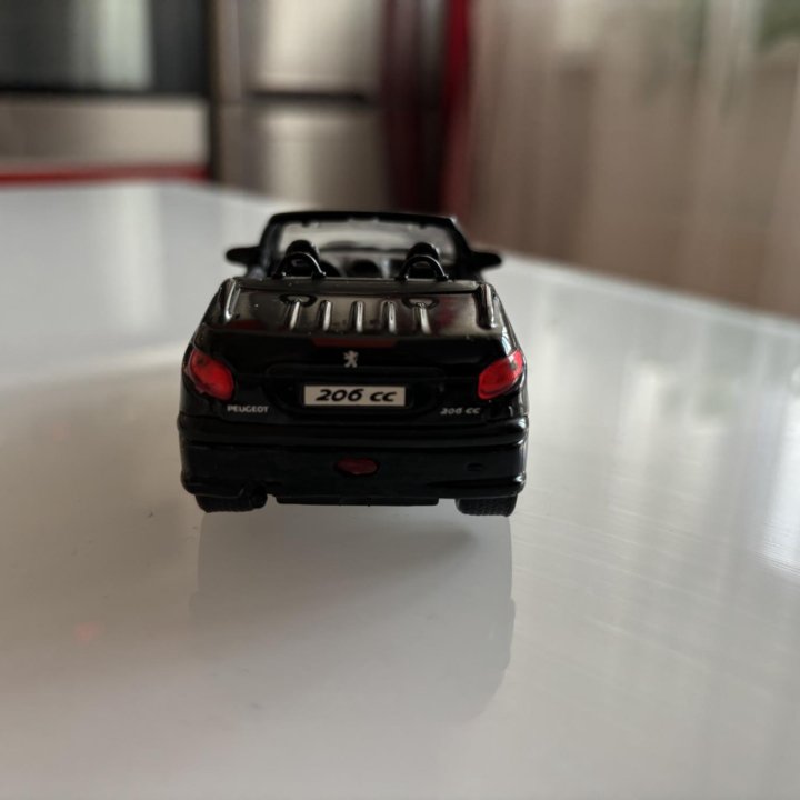 Модель Peugeot 206 cc, 1:43