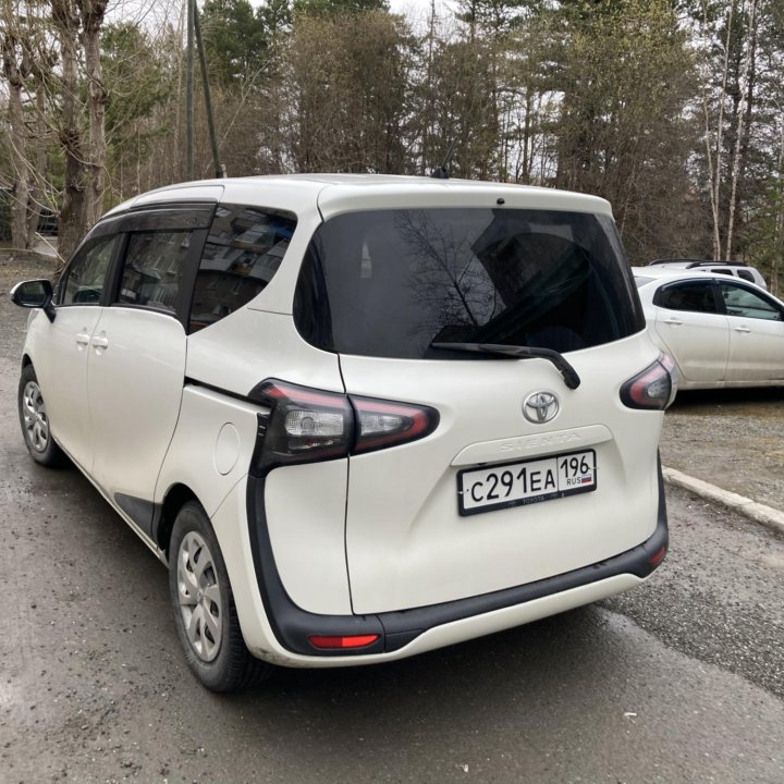 Toyota Sienta, 2018