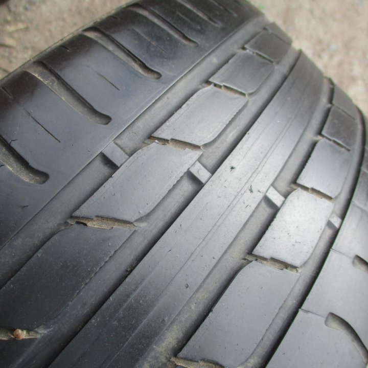 2шт. 215 \ 45 R17 Nokian