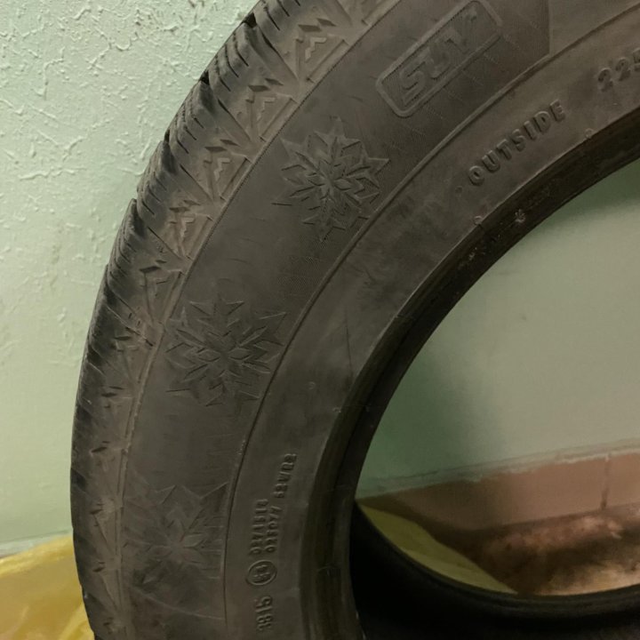 Зимняя резина Continental 225/65 R17