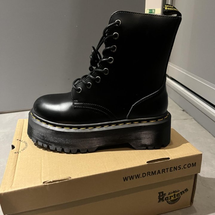 Ботинки Dr Martens демисезонные