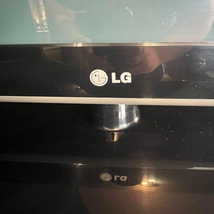 Телевизор LG 42PJ250R (г1721к)