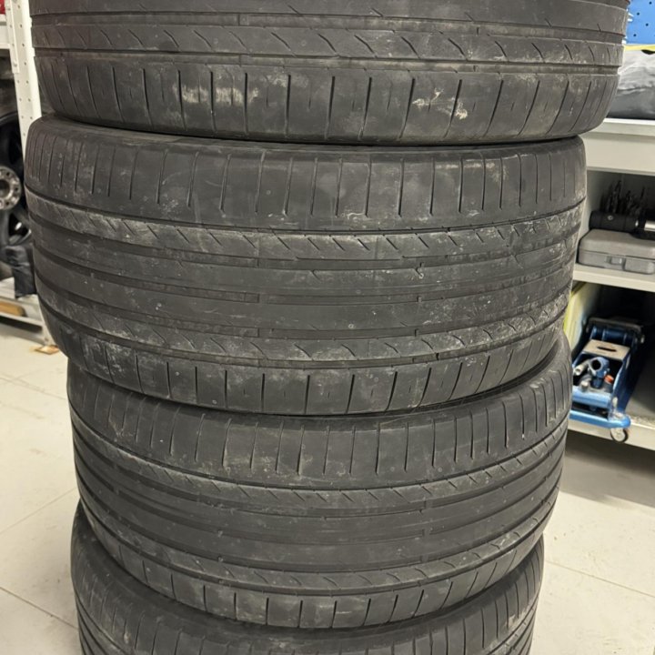 Летние шины 285/40 r21 Continental