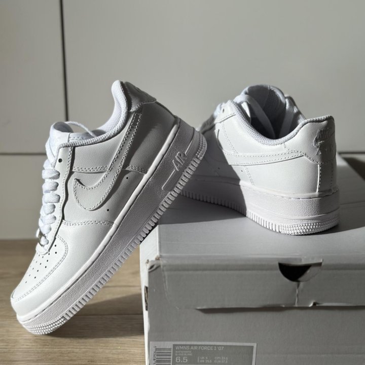 Женские новые кроссовки nike air force 1’07