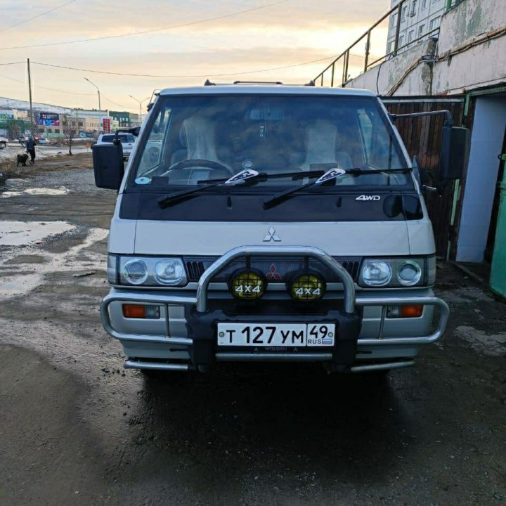 Mitsubishi Delica, 1996