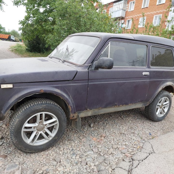 ВАЗ (Lada) Niva (4x4/Legend), 2000