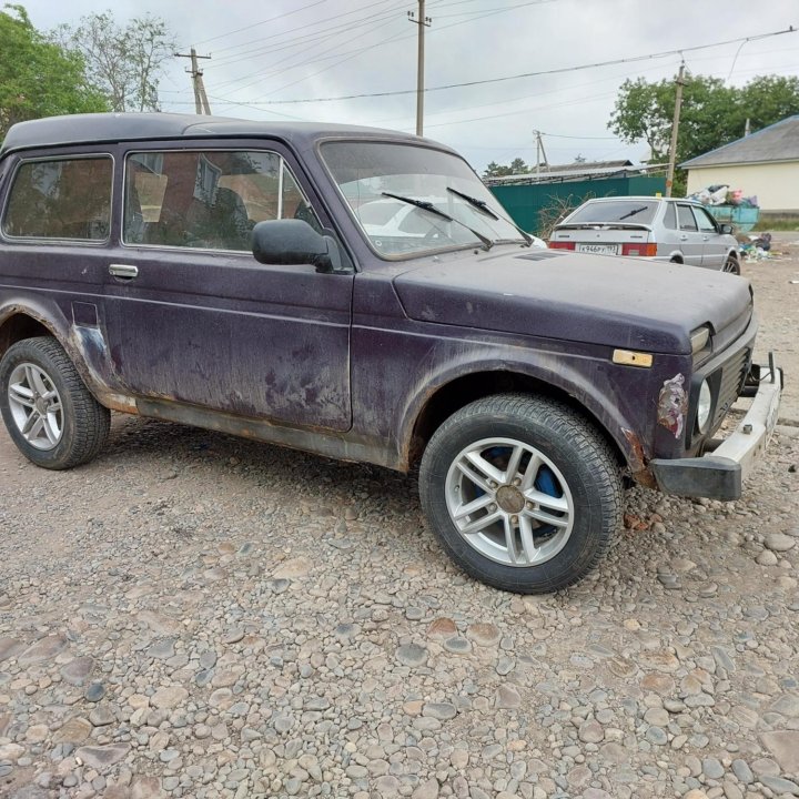 ВАЗ (Lada) Niva (4x4/Legend), 2000