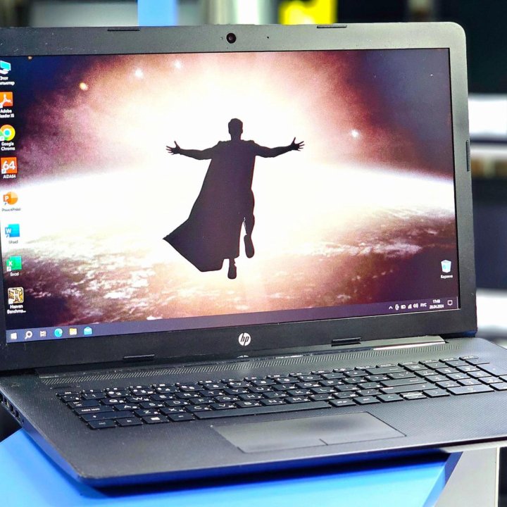 Ноутбук HP 17.3