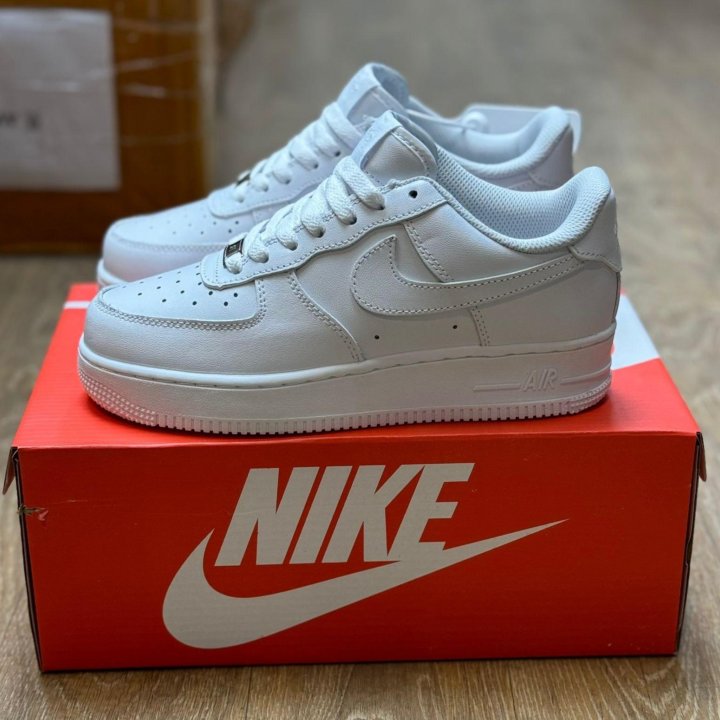 Кроссовки Nike Air Force 1'07 Low