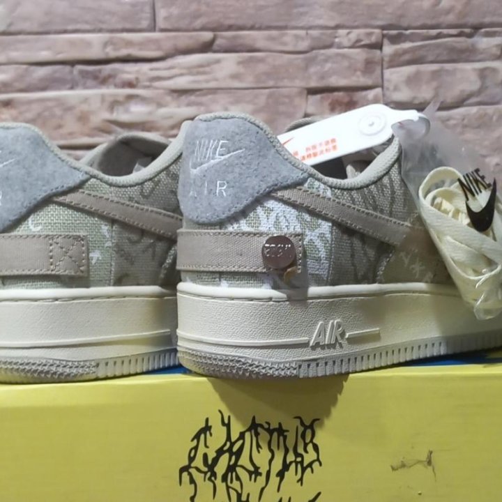 Nike Air Force 1'07 PARA?NOISE